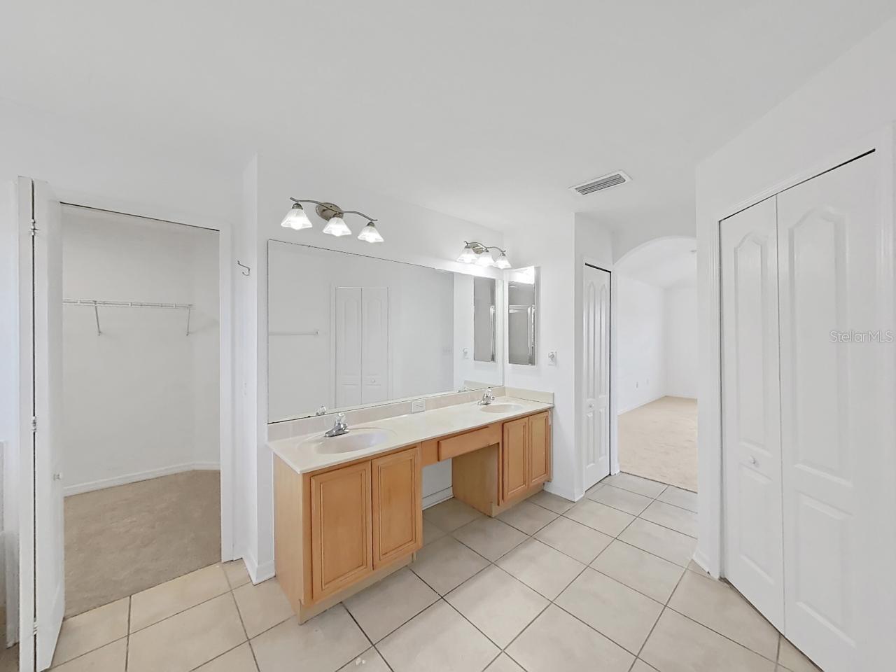 Image 38 of 54 For 1834 Raven Glen Drive