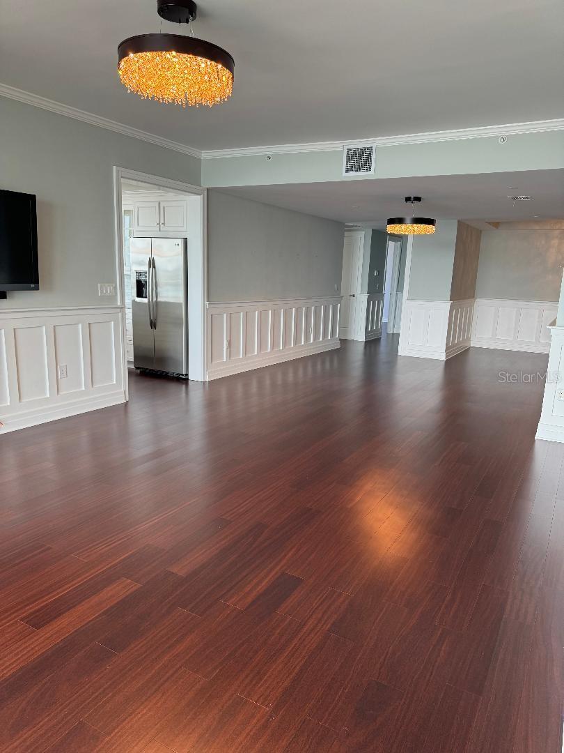 Image 33 of 46 For 331 Cleveland Street 1504