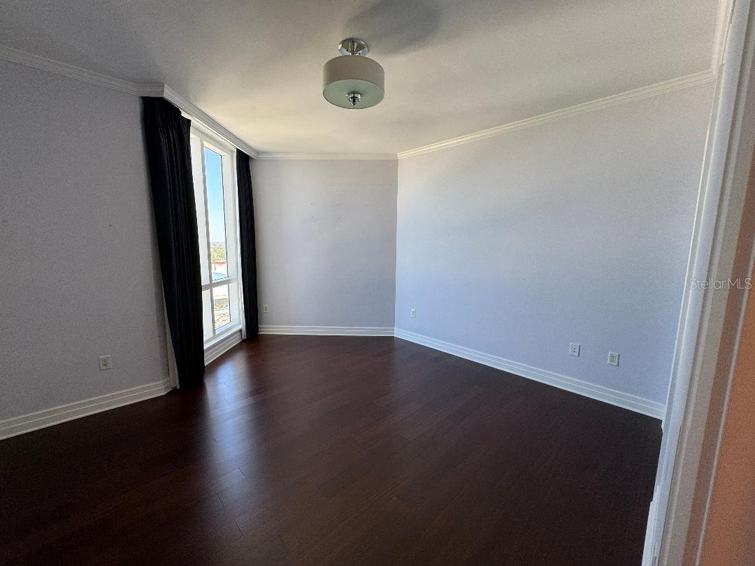 Image 37 of 46 For 331 Cleveland Street 1504