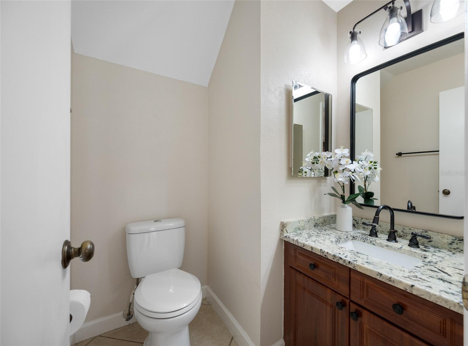 Image 27 of 72 For 10416 Saint Tropez Place