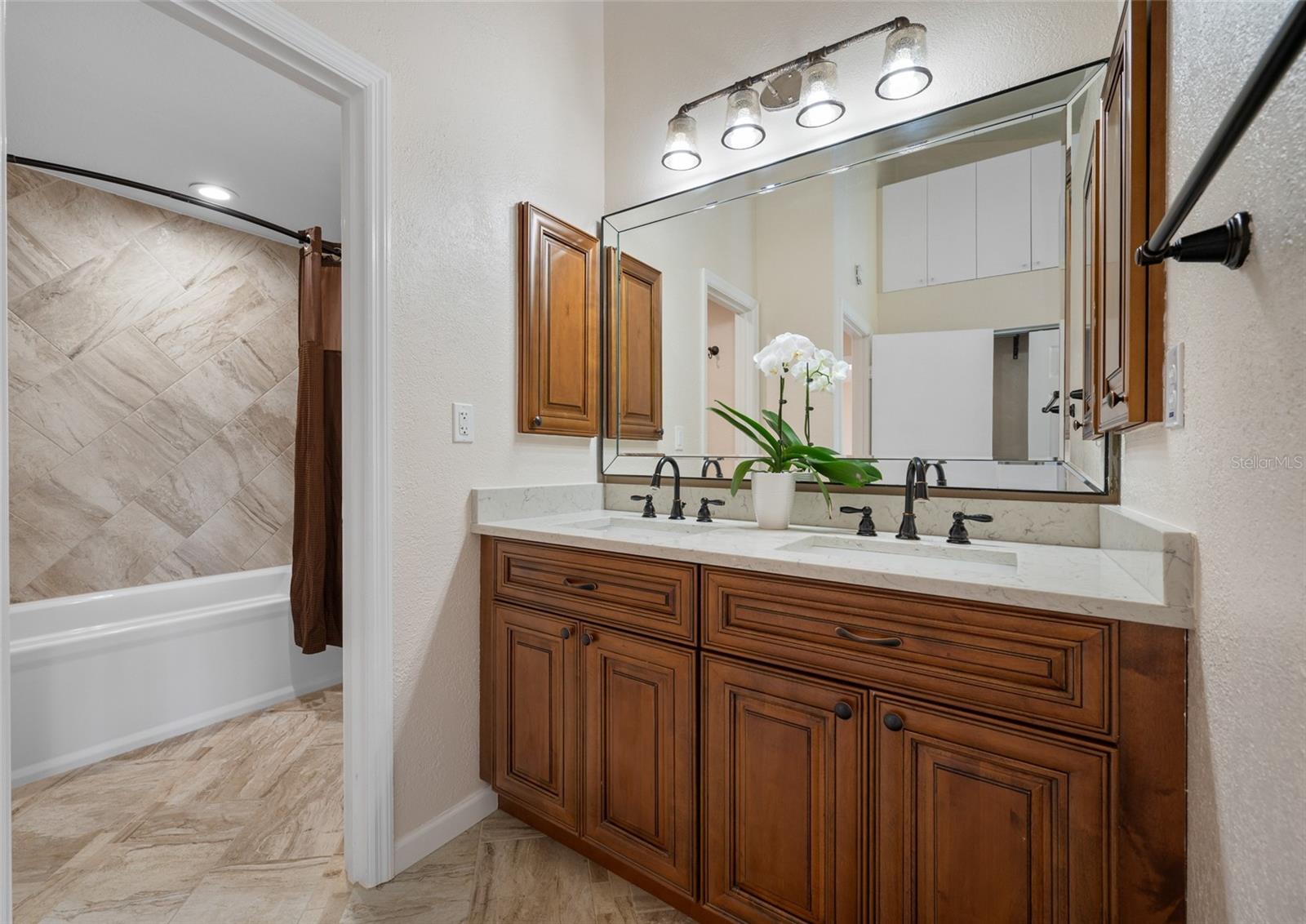 Image 33 of 72 For 10416 Saint Tropez Place