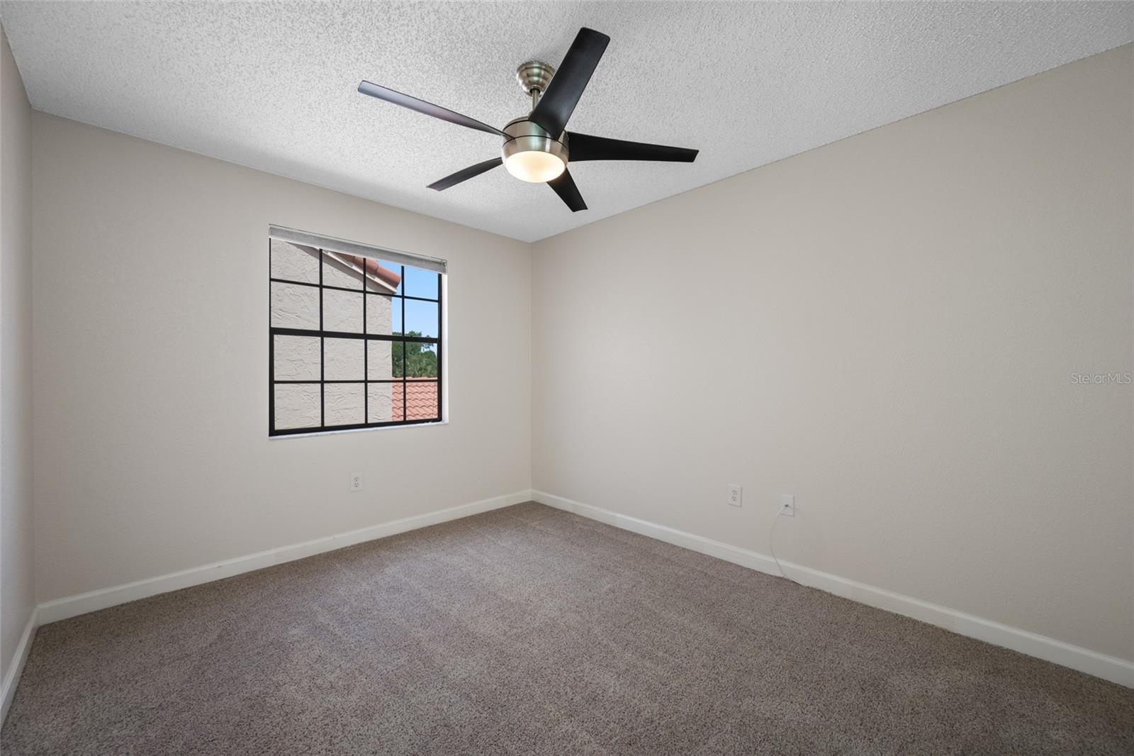 Image 47 of 72 For 10416 Saint Tropez Place