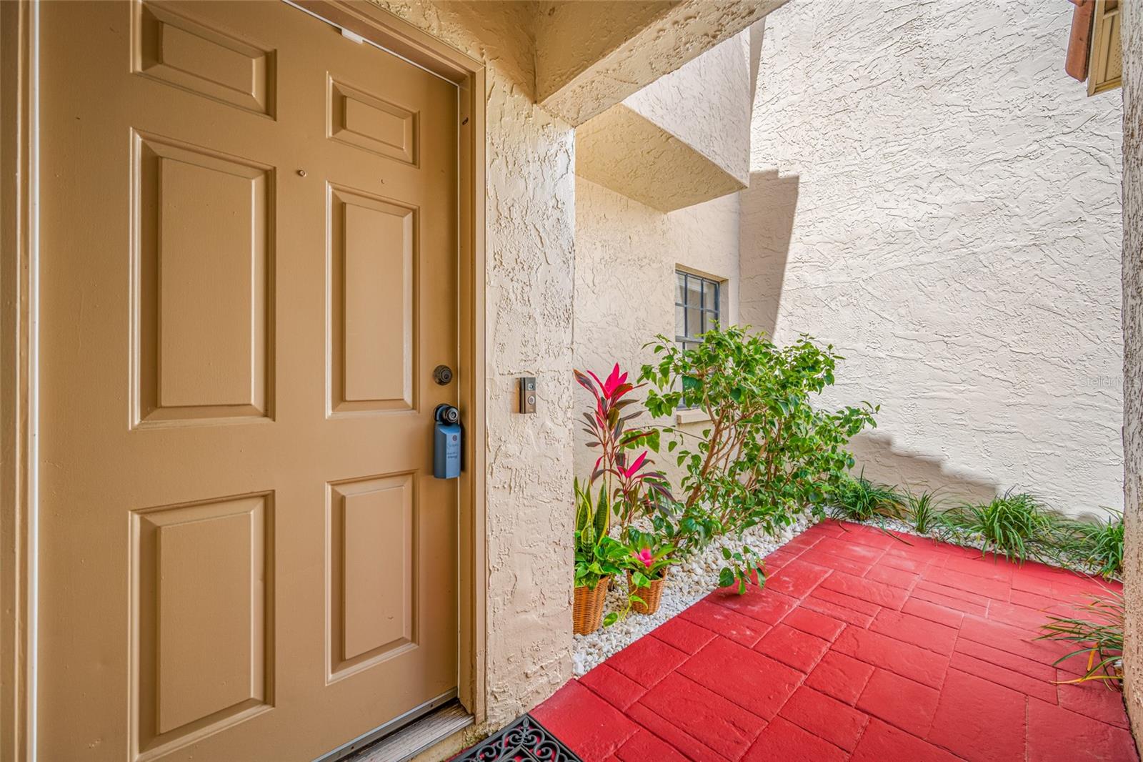 Image 9 of 72 For 10416 Saint Tropez Place