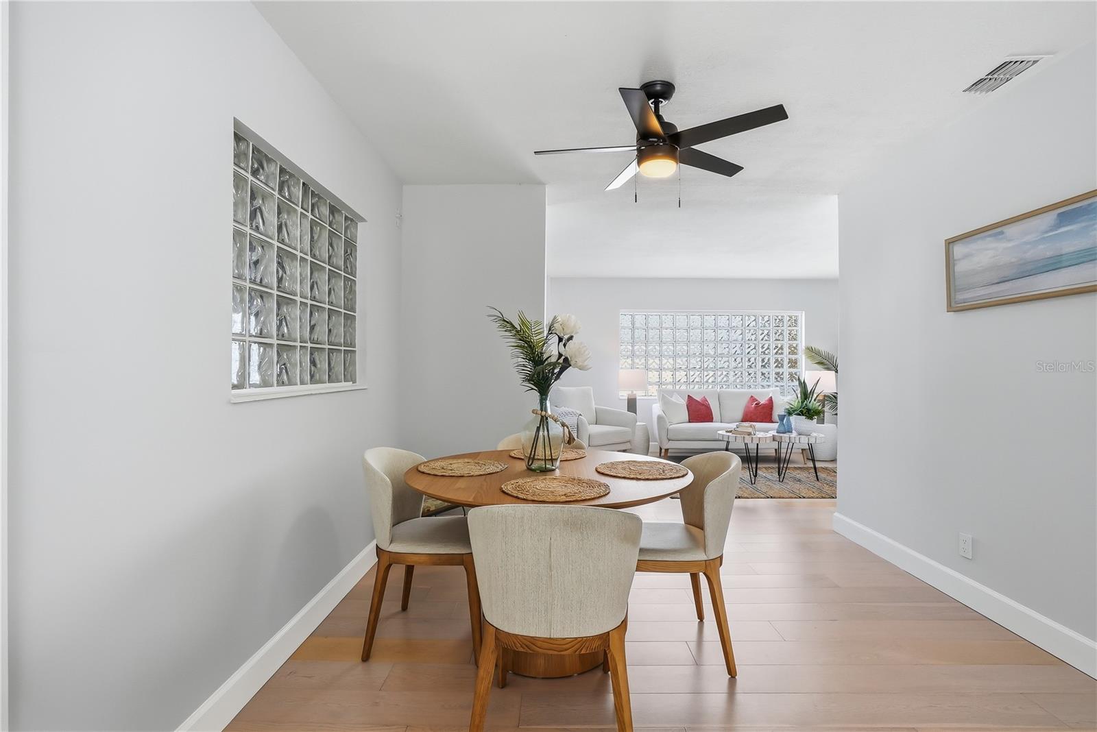 Image 17 of 46 For 4043 Shore Acres Boulevard Ne