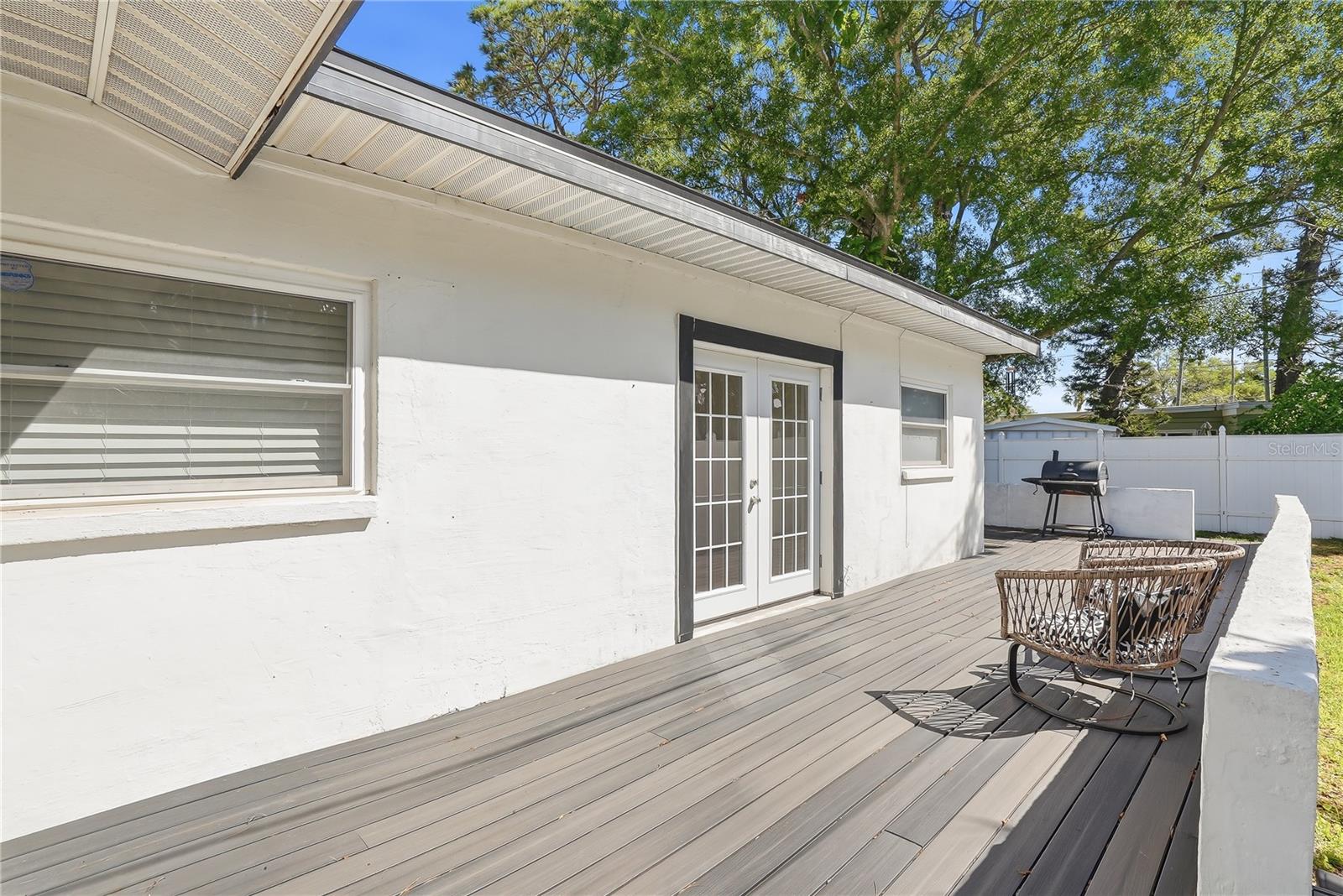 Image 32 of 46 For 4043 Shore Acres Boulevard Ne