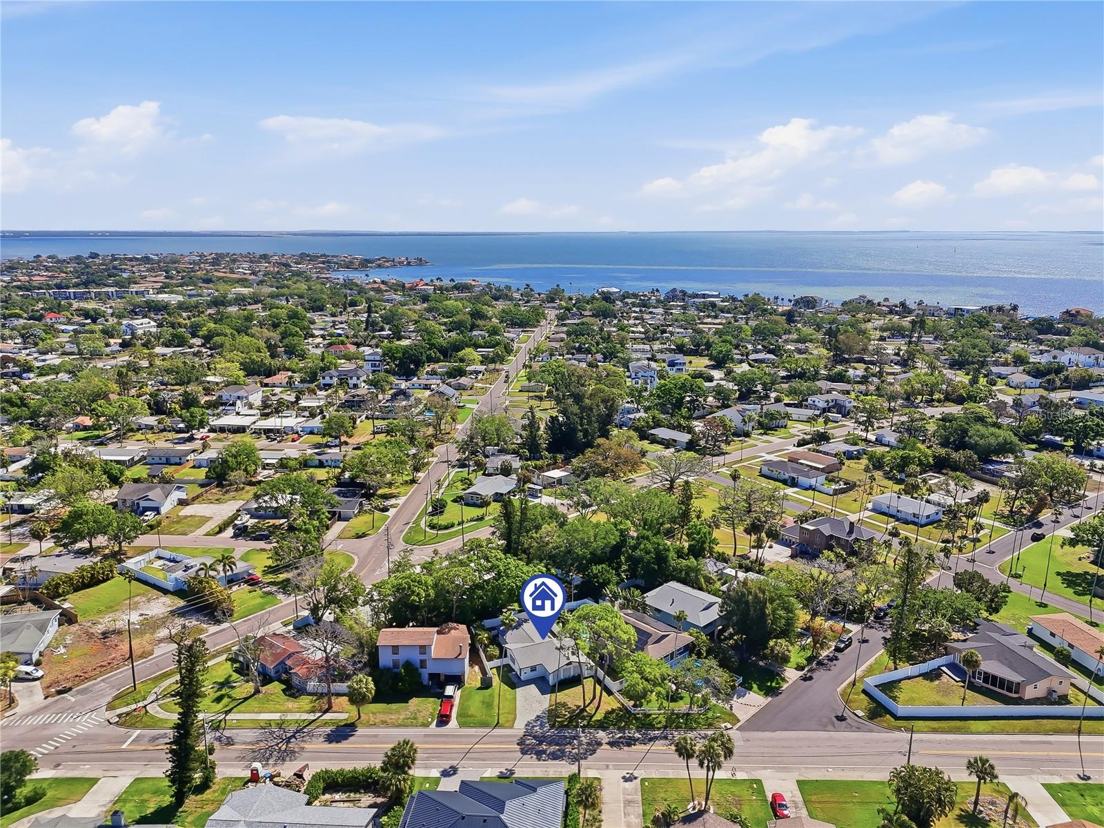 Image 42 of 46 For 4043 Shore Acres Boulevard Ne