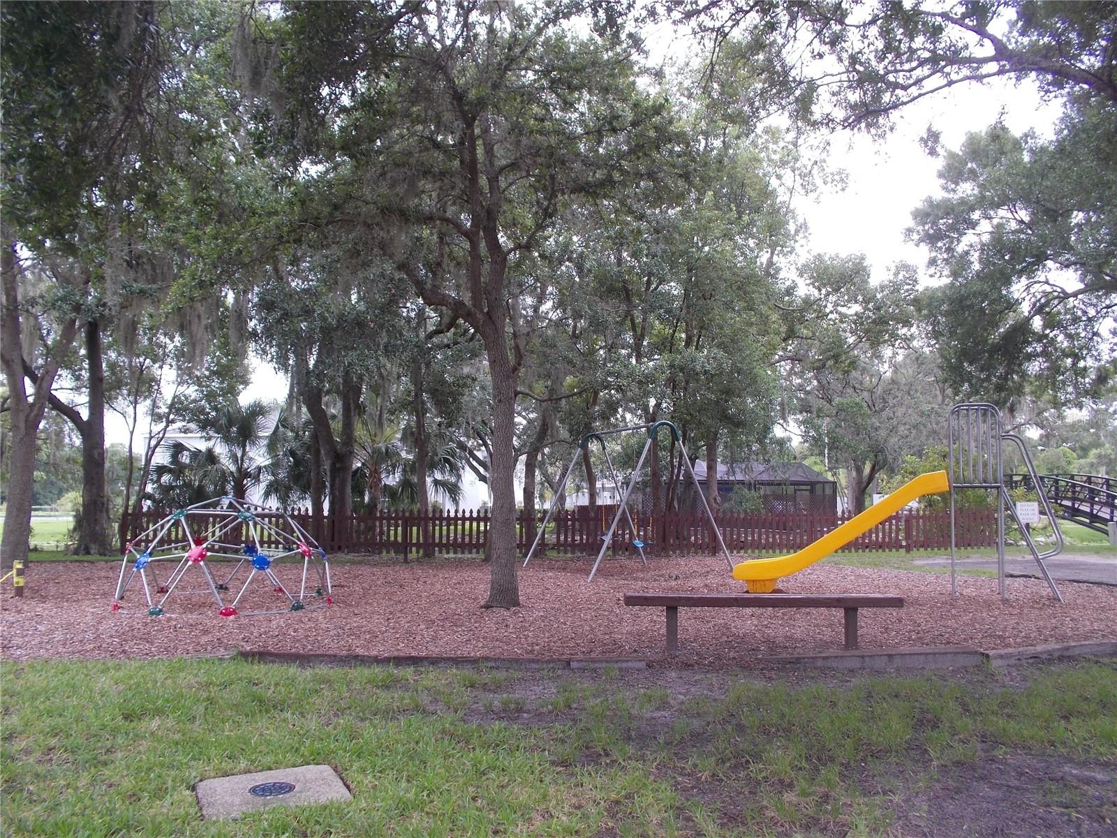 Image 11 of 12 For 4122 Waterside Island Court