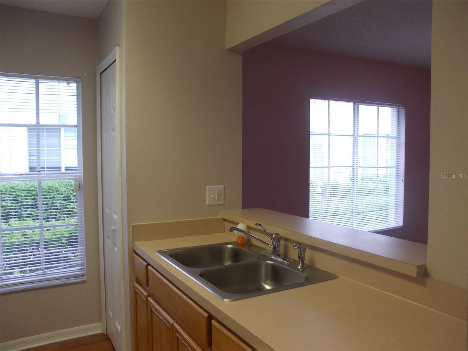 Image 5 of 12 For 4122 Waterside Island Court