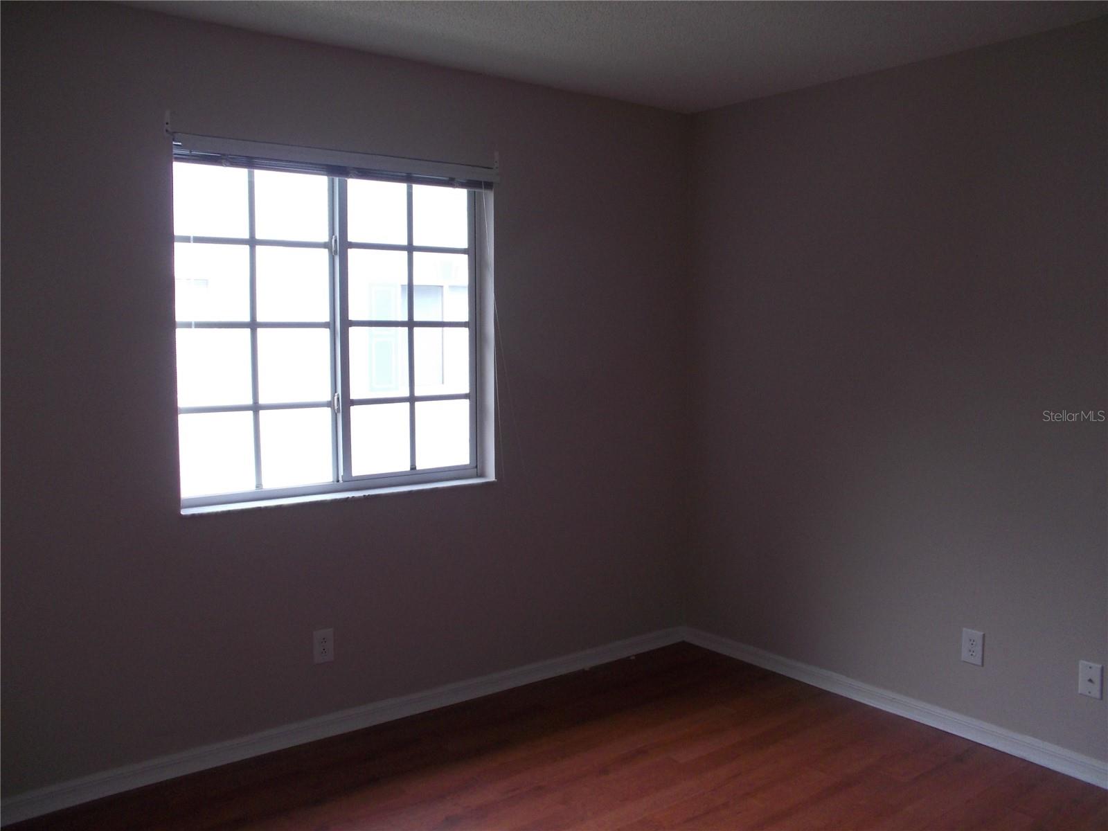 Image 8 of 12 For 4122 Waterside Island Court