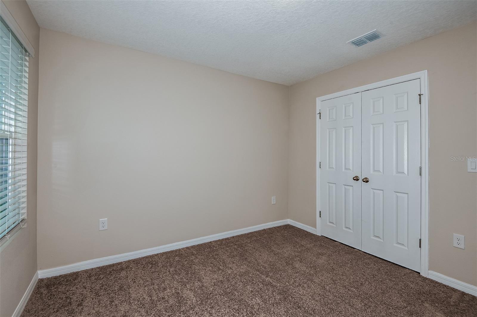 Image 24 of 39 For 1067 Foreshore Lane