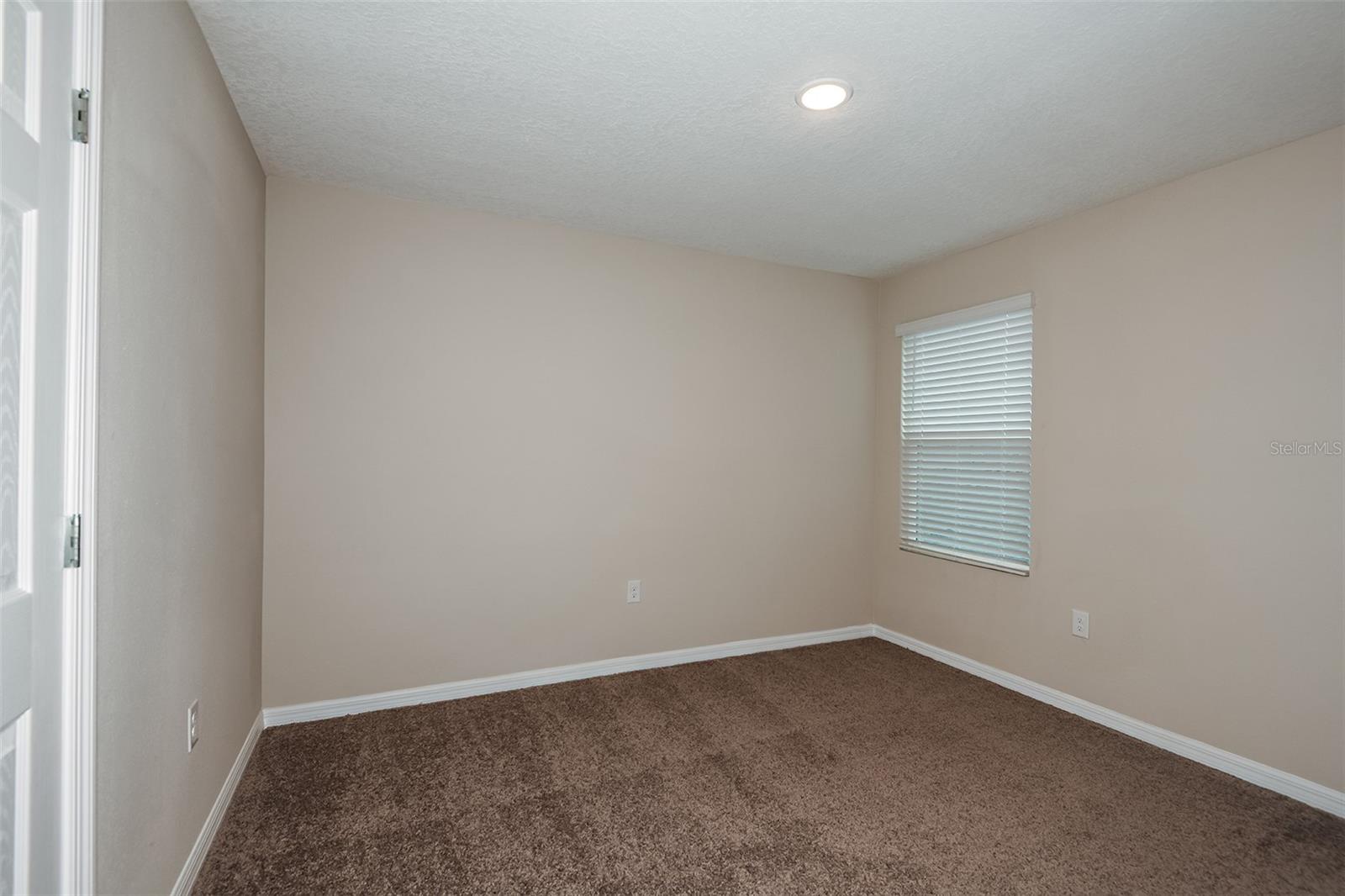 Image 27 of 39 For 1067 Foreshore Lane