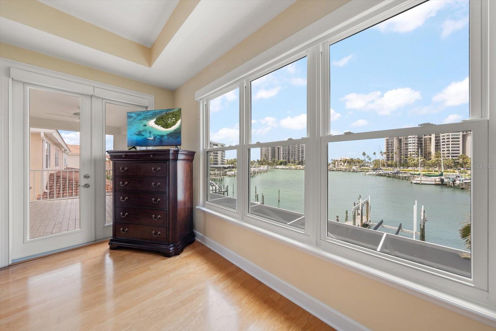 Image 37 of 53 For 1624 Sand Key Estates Court