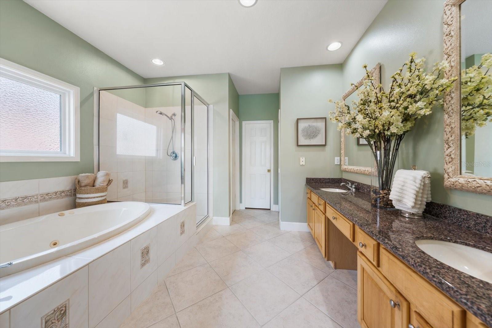 Image 38 of 53 For 1624 Sand Key Estates Court