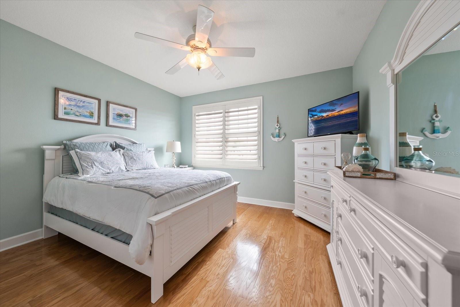 Image 42 of 53 For 1624 Sand Key Estates Court