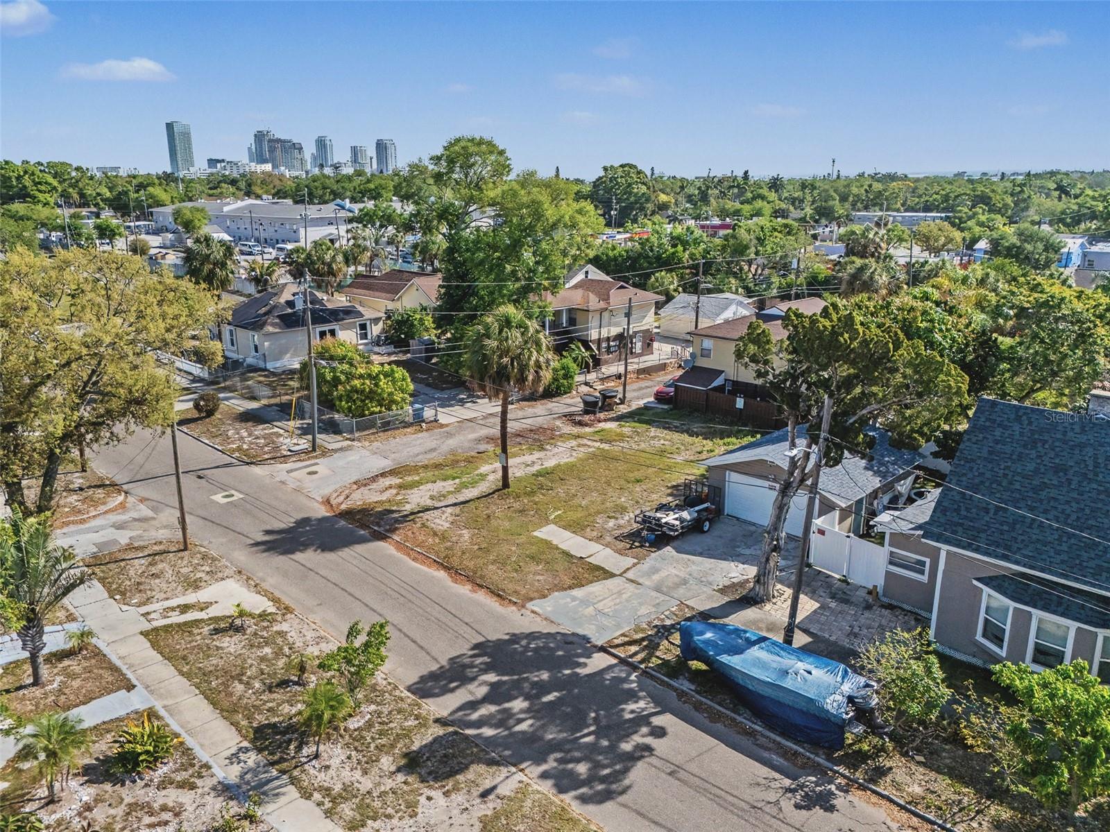 Image 11 of 16 For 1816 10th Street S