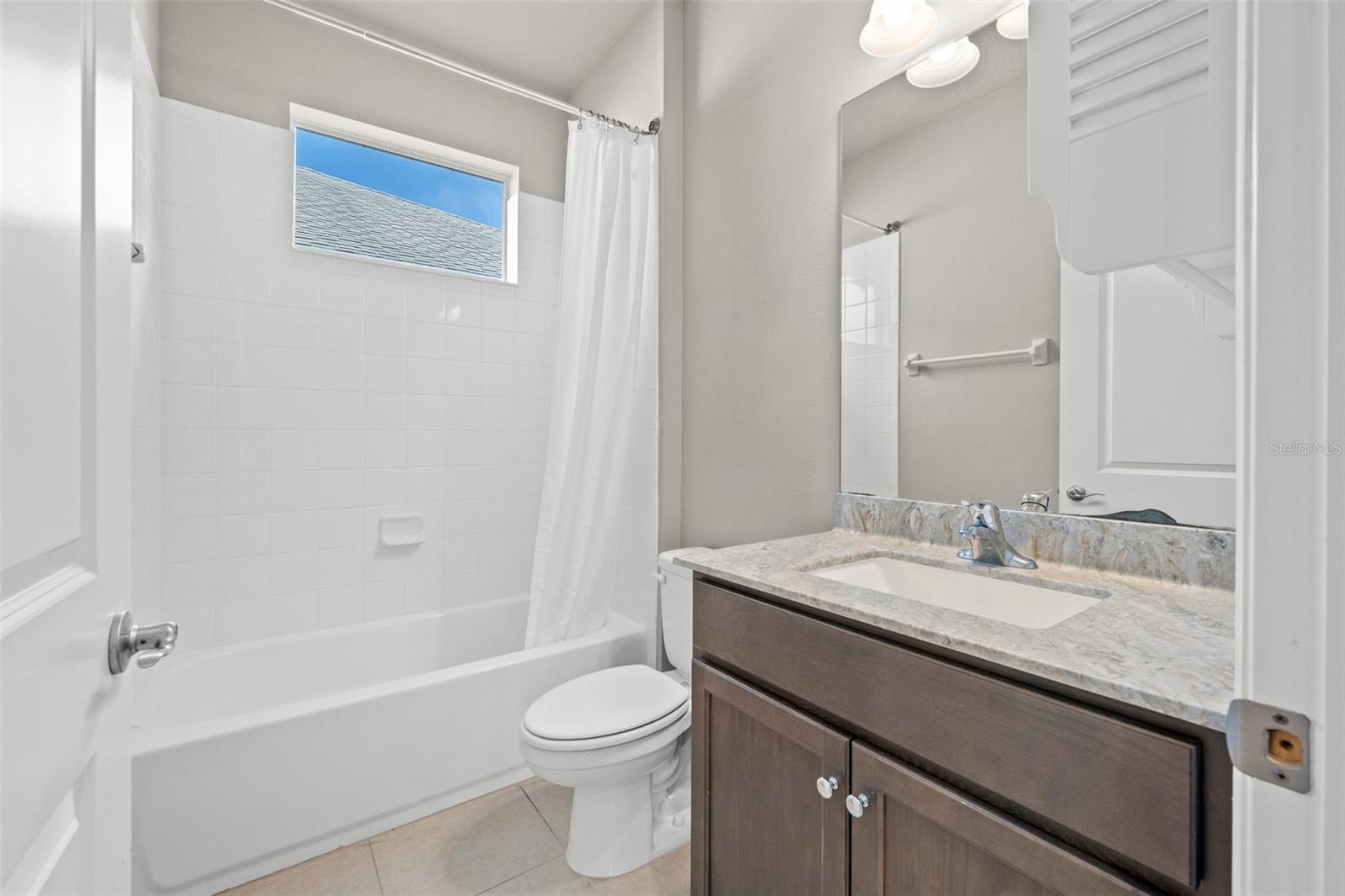 Image 17 of 32 For 14543 Strathglass Drive