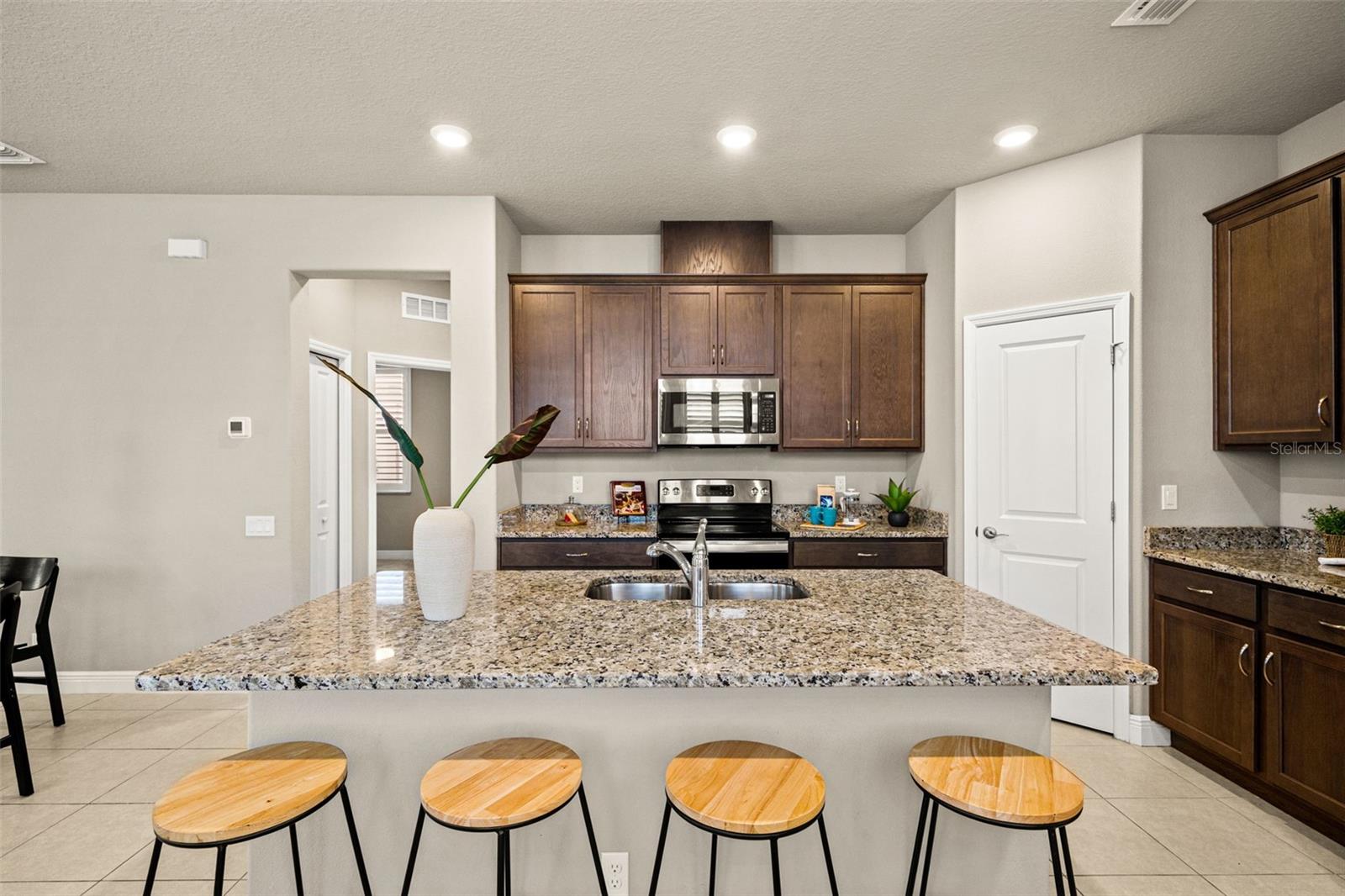 Image 7 of 32 For 14543 Strathglass Drive