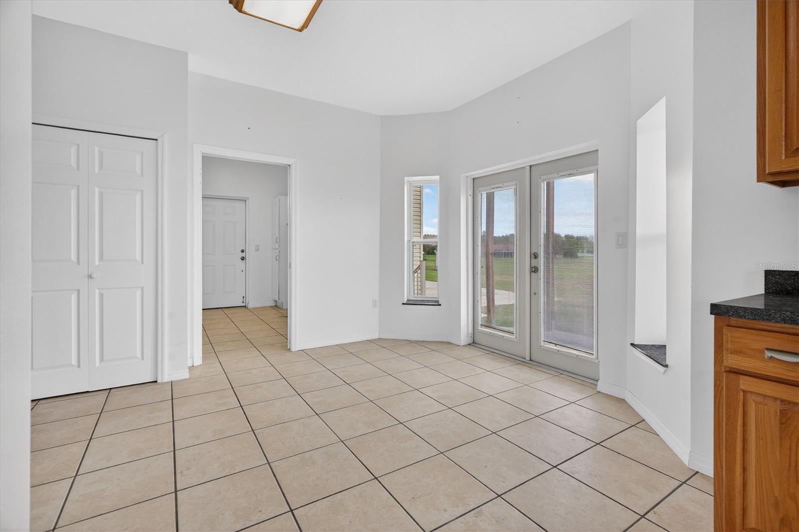 Image 19 of 46 For 38327 Hamrich Drive