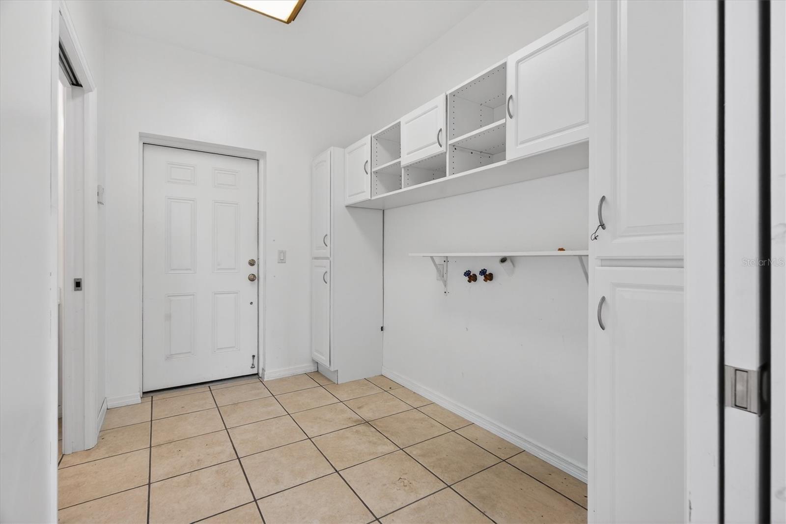 Image 22 of 46 For 38327 Hamrich Drive