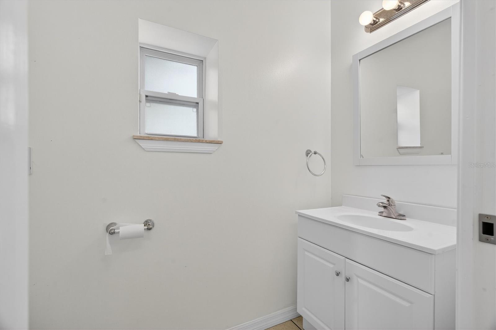 Image 24 of 46 For 38327 Hamrich Drive