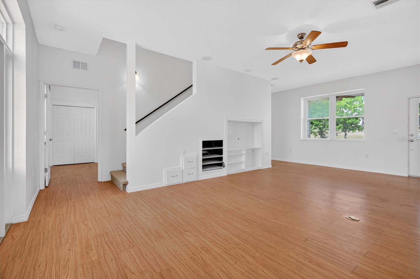 Image 9 of 46 For 38327 Hamrich Drive