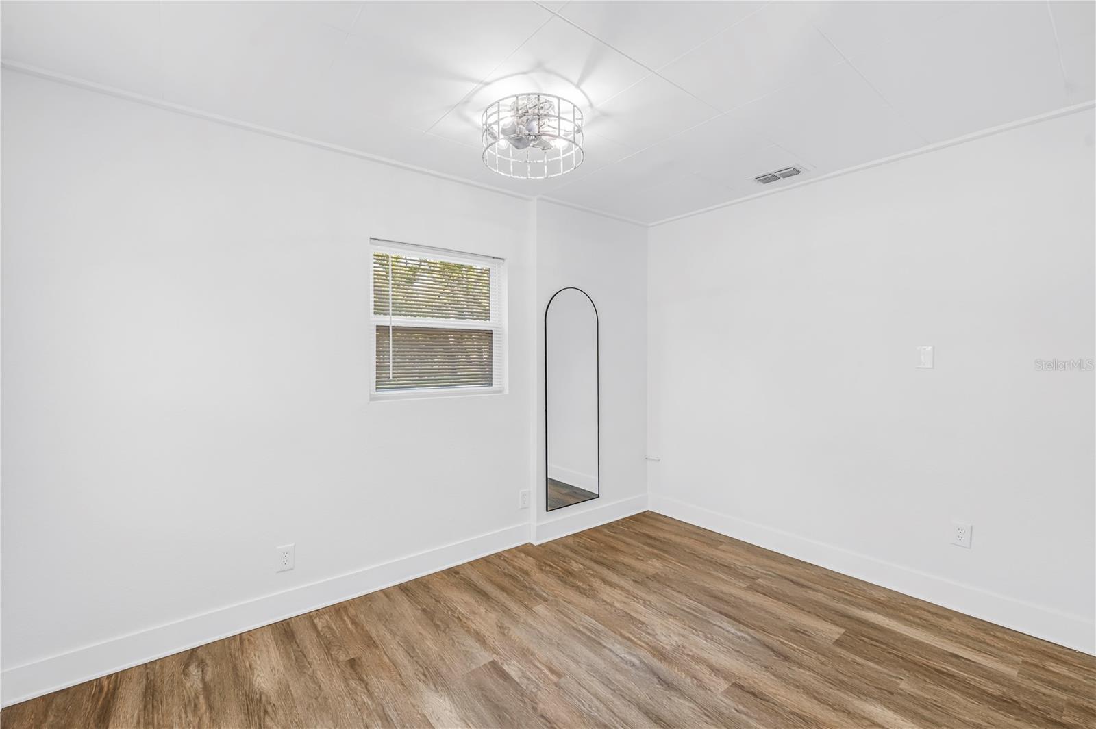 Image 21 of 80 For 5010 109th Way N
