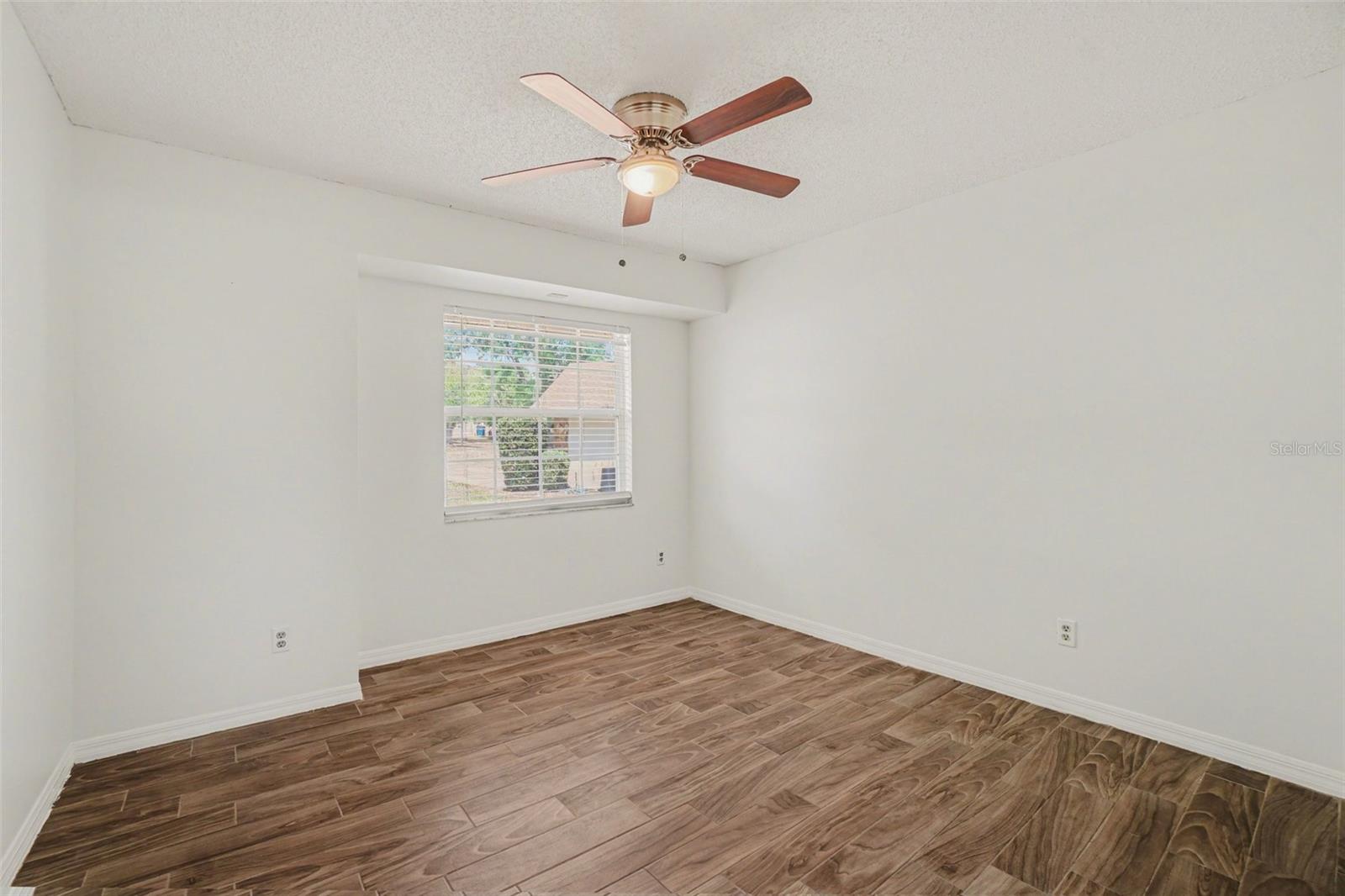 Image 15 of 21 For 808 Chamberlain Loop