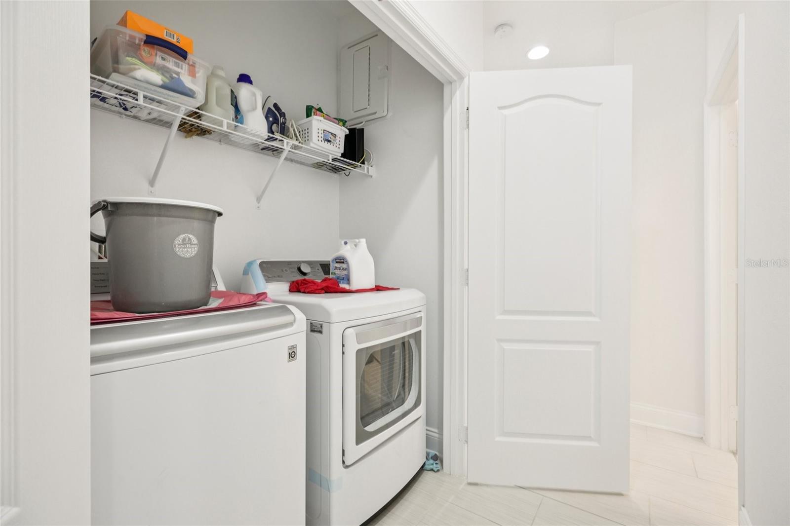 Image 12 of 33 For 4560 Dulwik Place