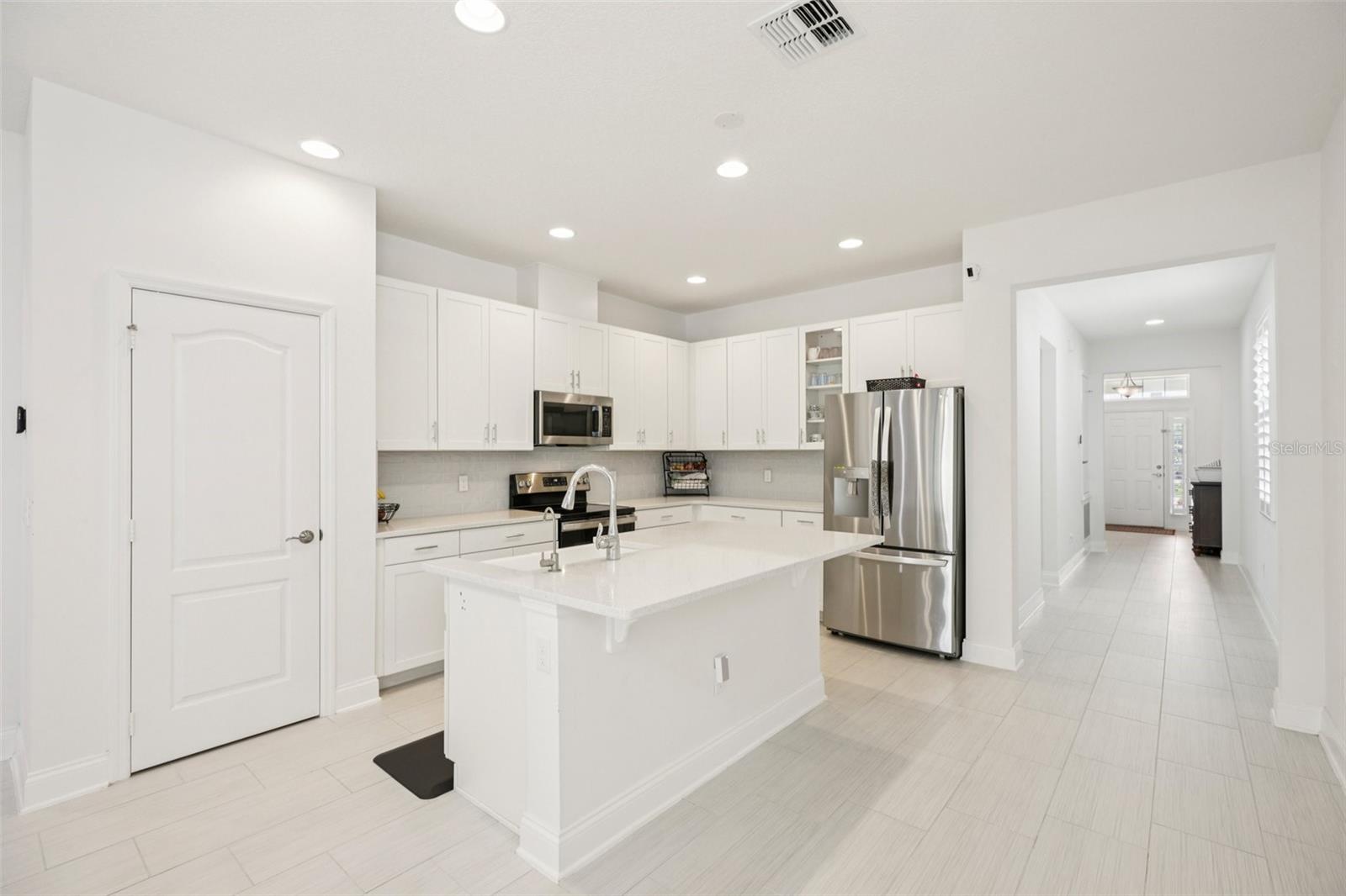 Image 16 of 33 For 4560 Dulwik Place