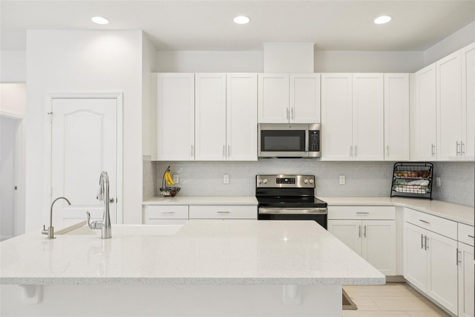 Image 2 of 33 For 4560 Dulwik Place