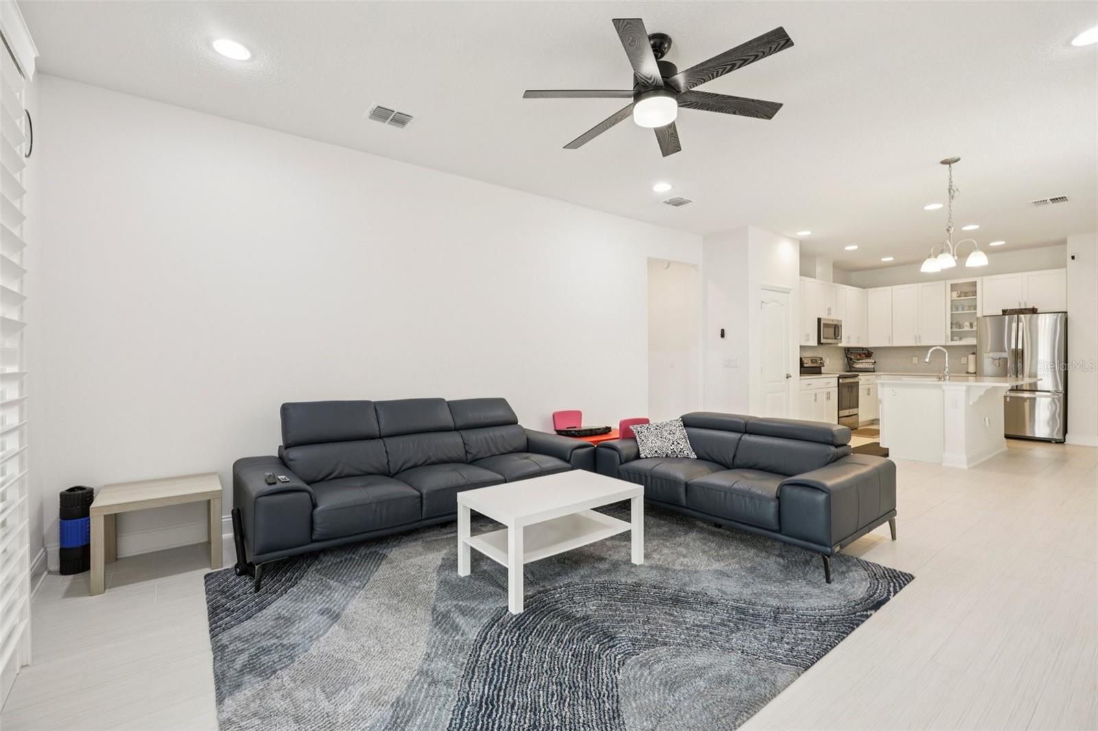 Image 20 of 33 For 4560 Dulwik Place