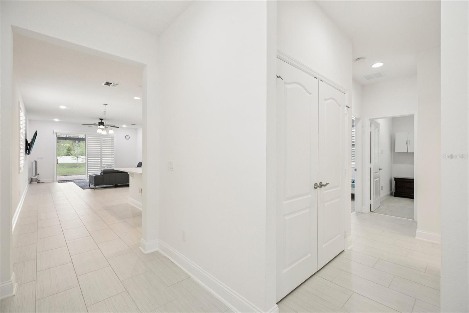 Image 8 of 33 For 4560 Dulwik Place