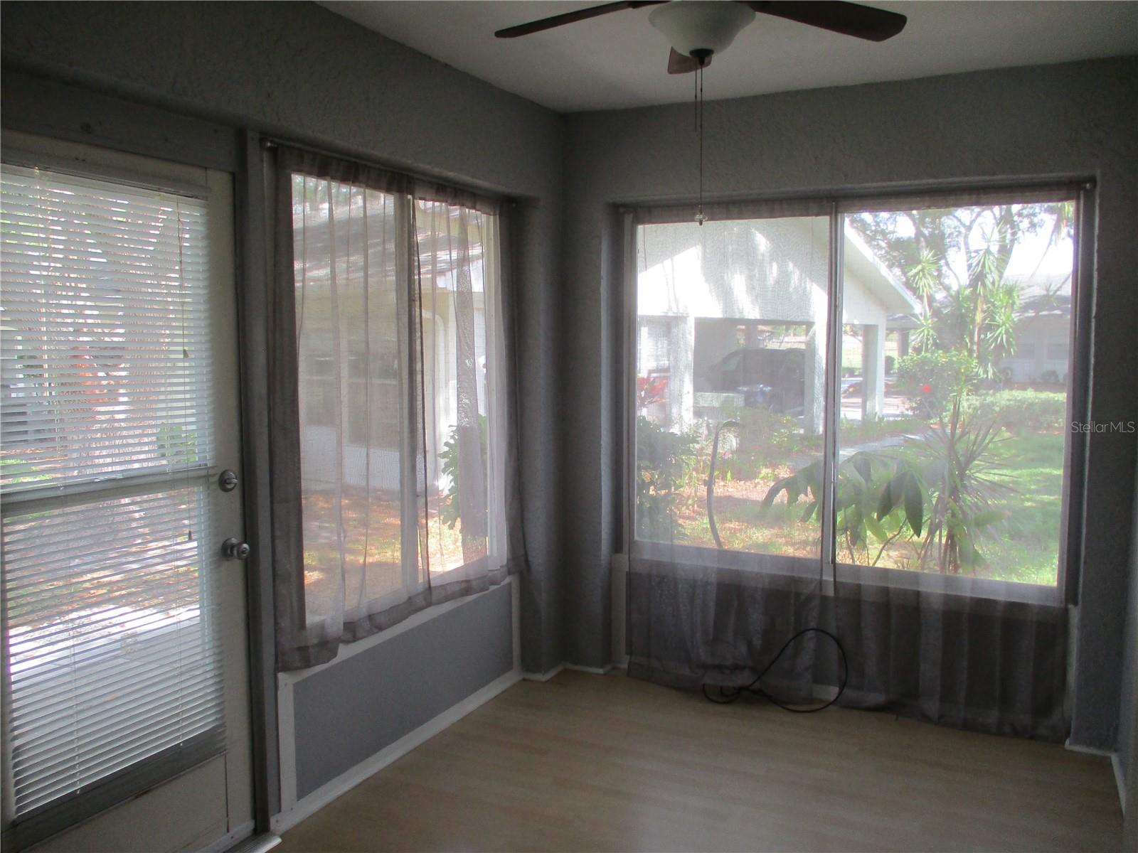 Image 13 of 20 For 2124 Hailstone Circle