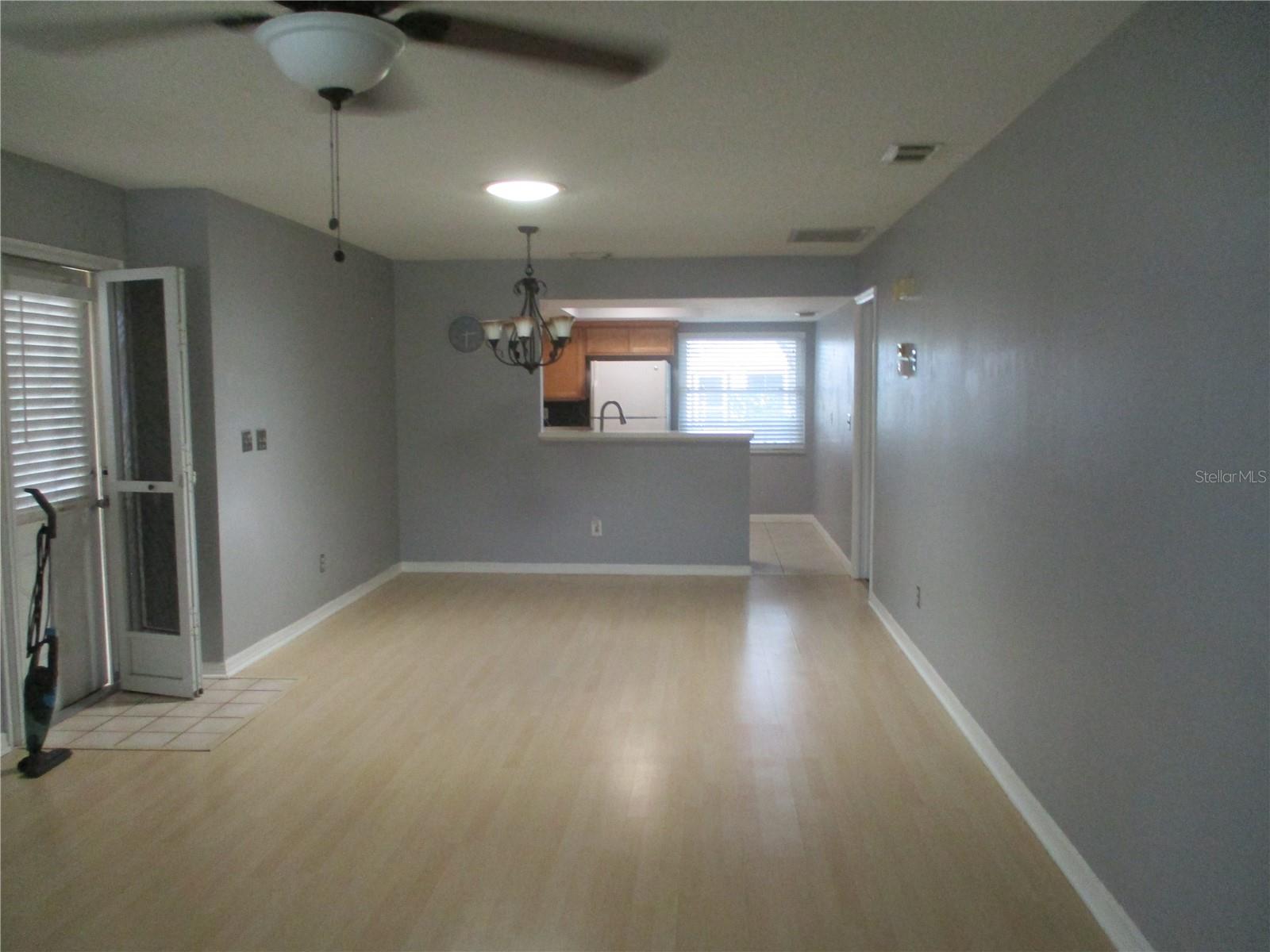 Image 3 of 20 For 2124 Hailstone Circle