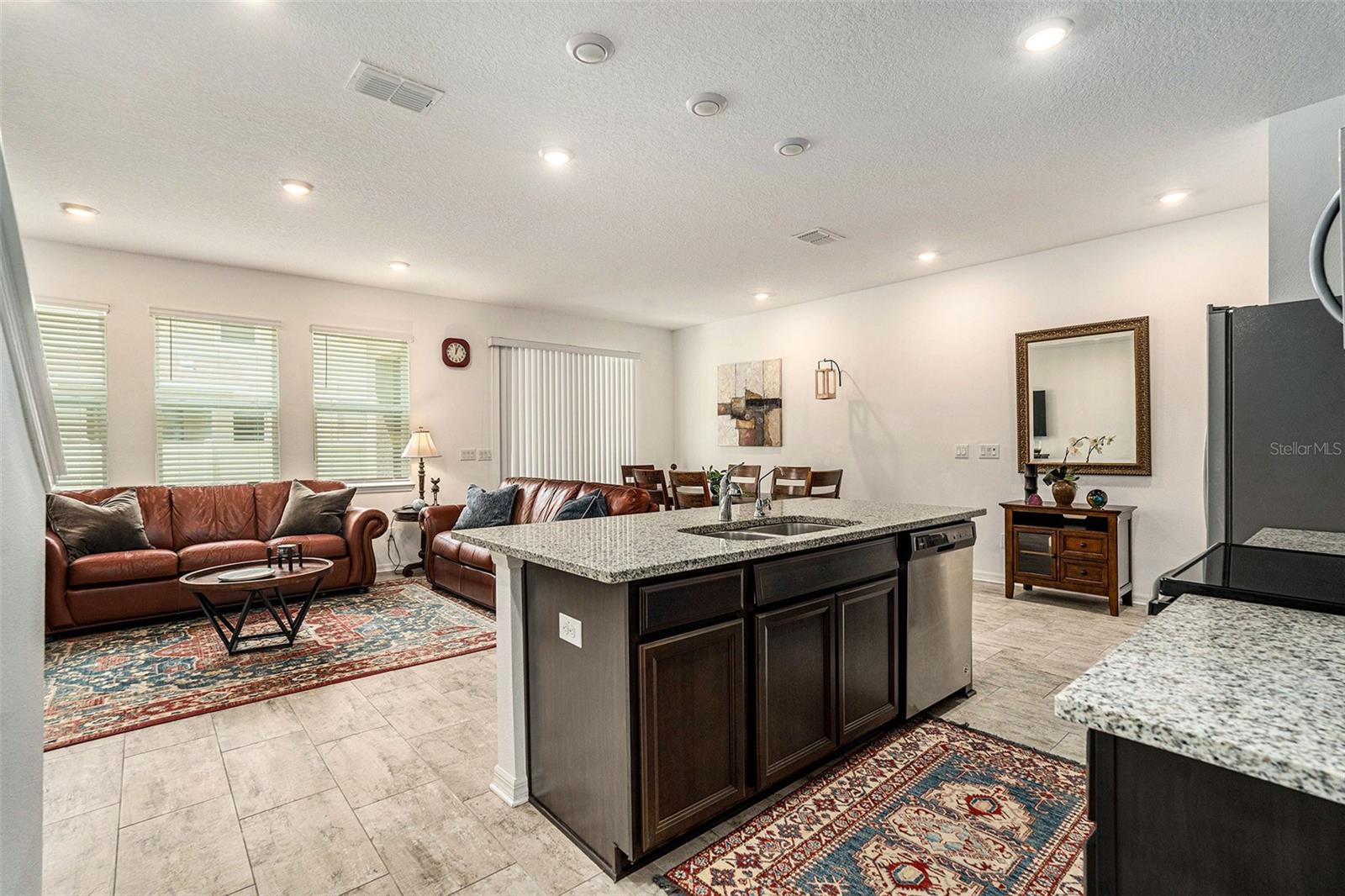 Image 12 of 48 For 1105 Lady Gouldian Court