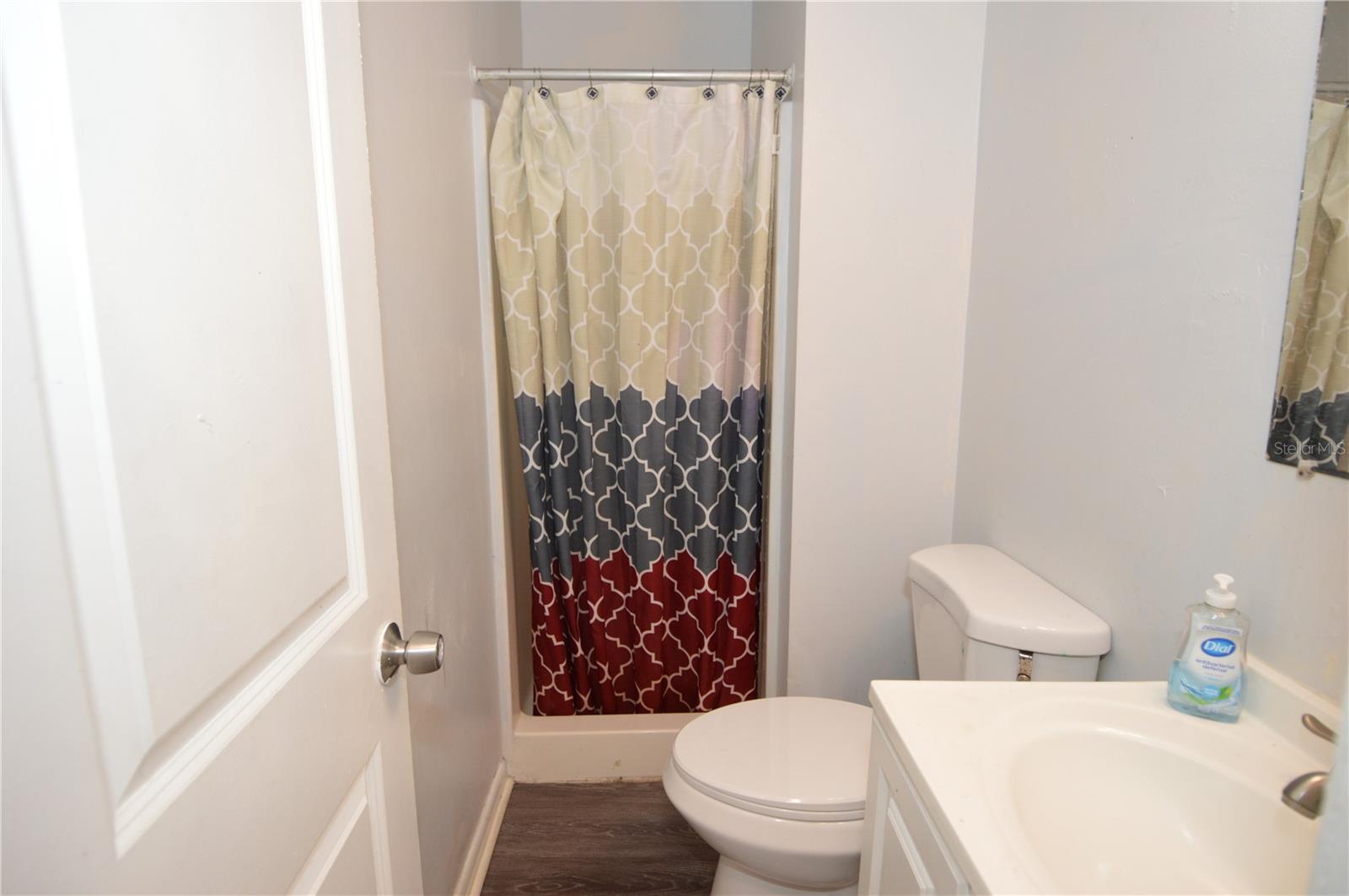 Image 12 of 73 For 811 18th Avenue S