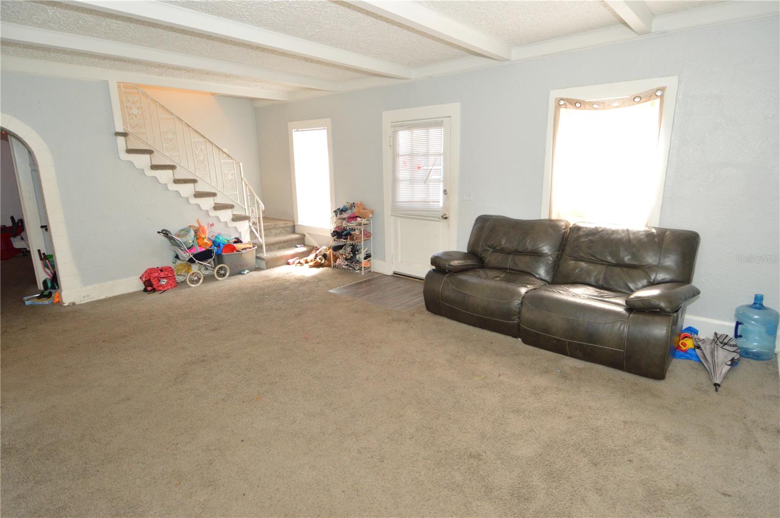 Image 29 of 73 For 811 18th Avenue S