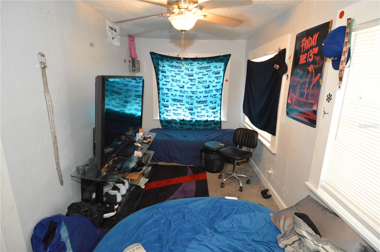 Image 32 of 73 For 811 18th Avenue S