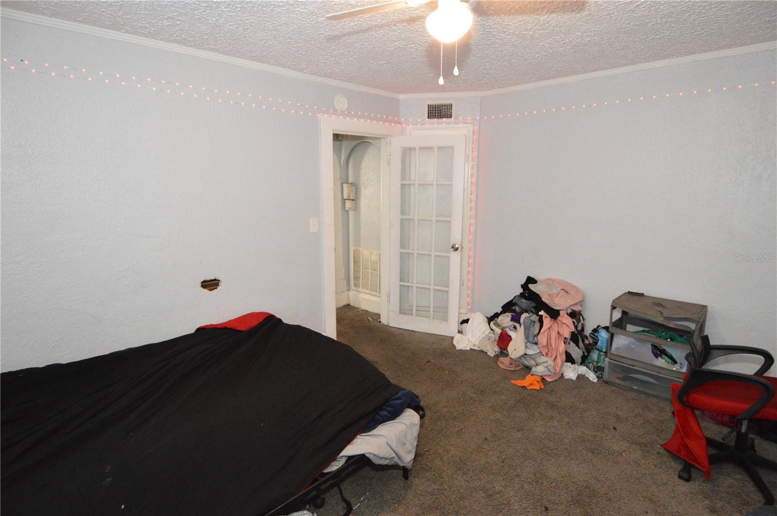 Image 39 of 73 For 811 18th Avenue S