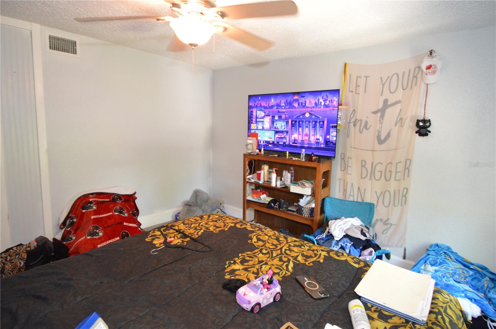 Image 59 of 73 For 811 18th Avenue S