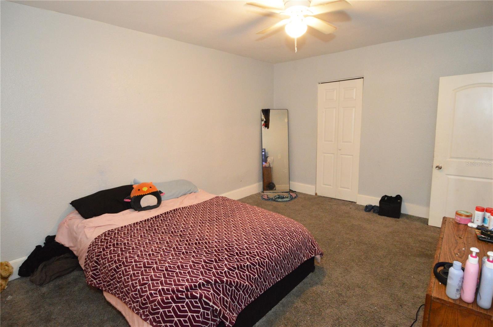 Image 67 of 73 For 811 18th Avenue S