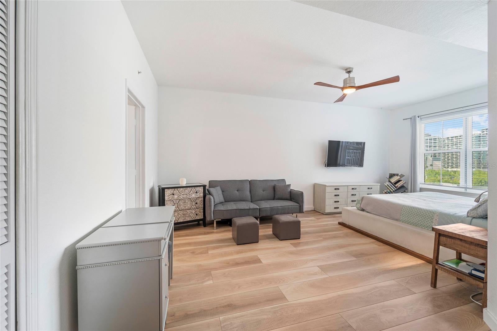 Image 15 of 35 For 700 Harbour Island Boulevard 521