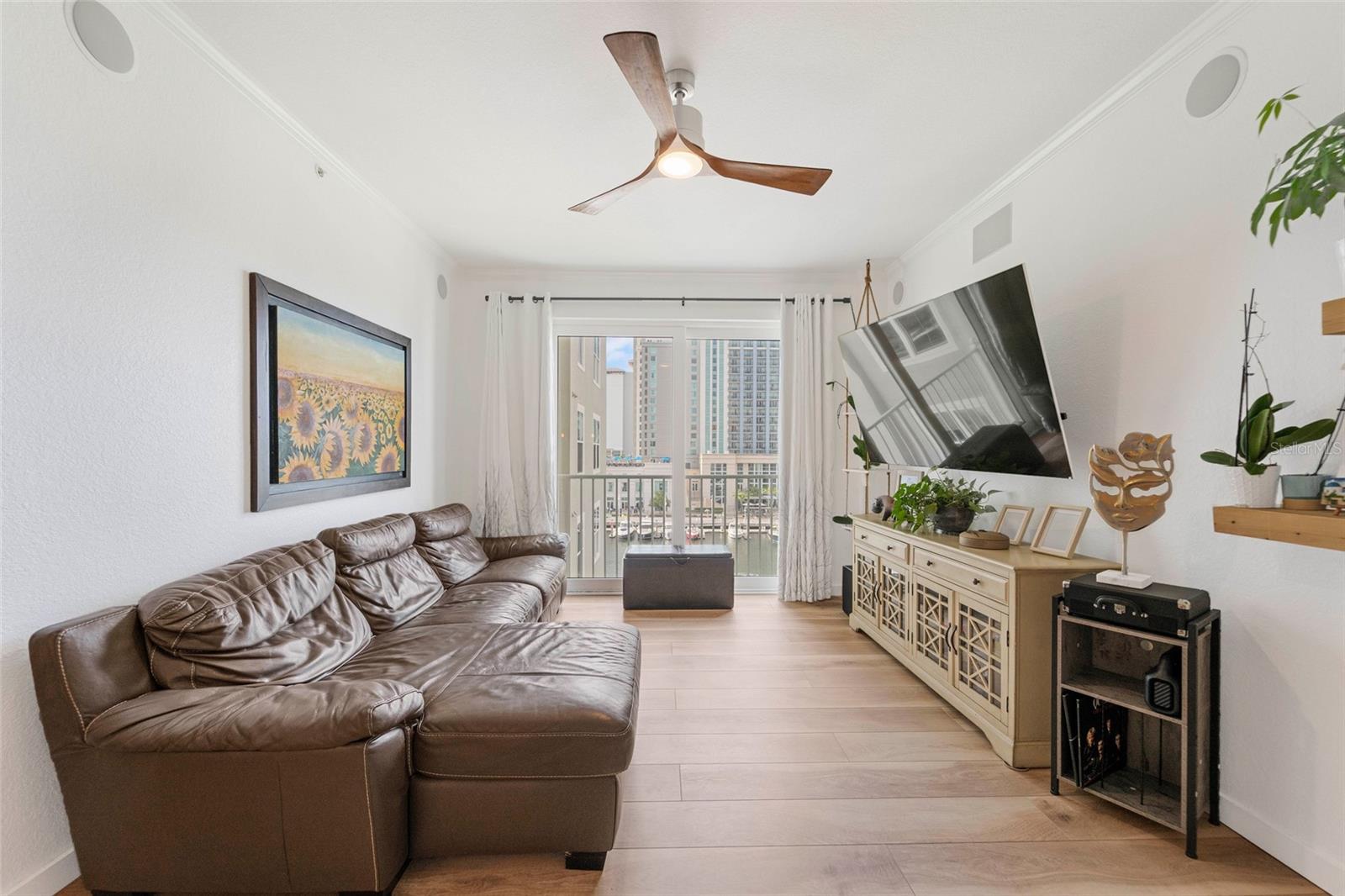 Image 24 of 35 For 700 Harbour Island Boulevard 521