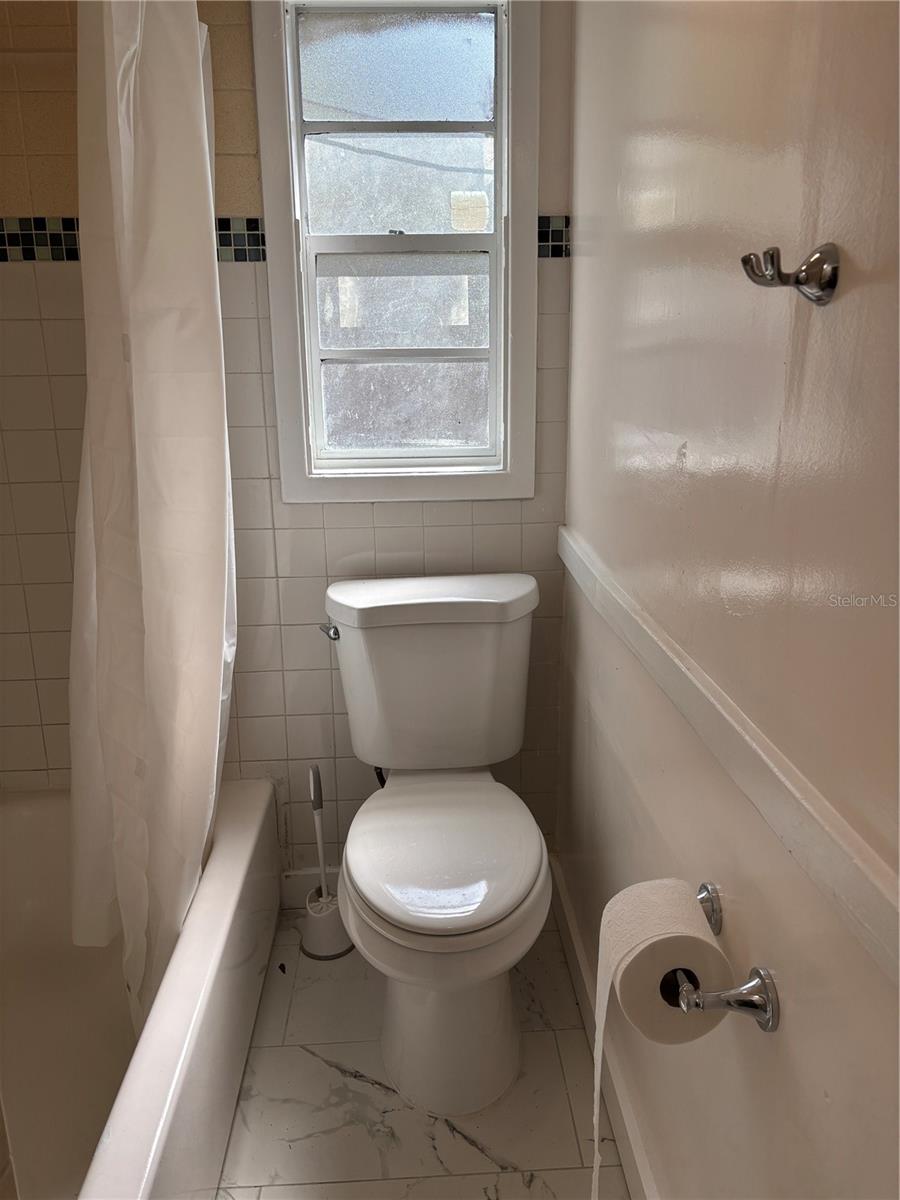 Image 12 of 20 For 2162 46th Avenue N