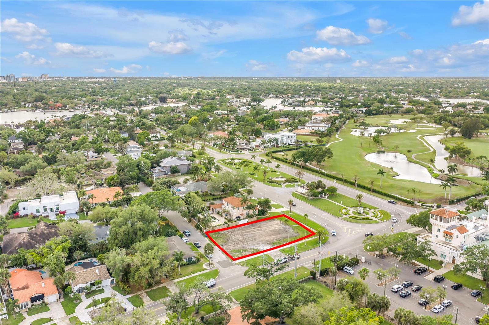 Listing photo id 5 for 515 Snell Isle Boulevard Ne