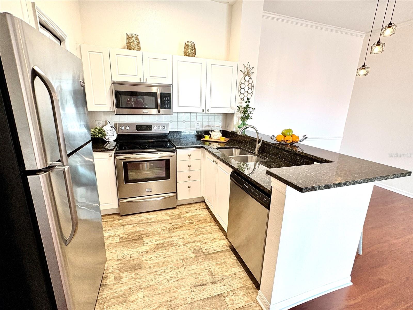 Image 2 of 36 For 18107 Peregrines Perch Place 6303