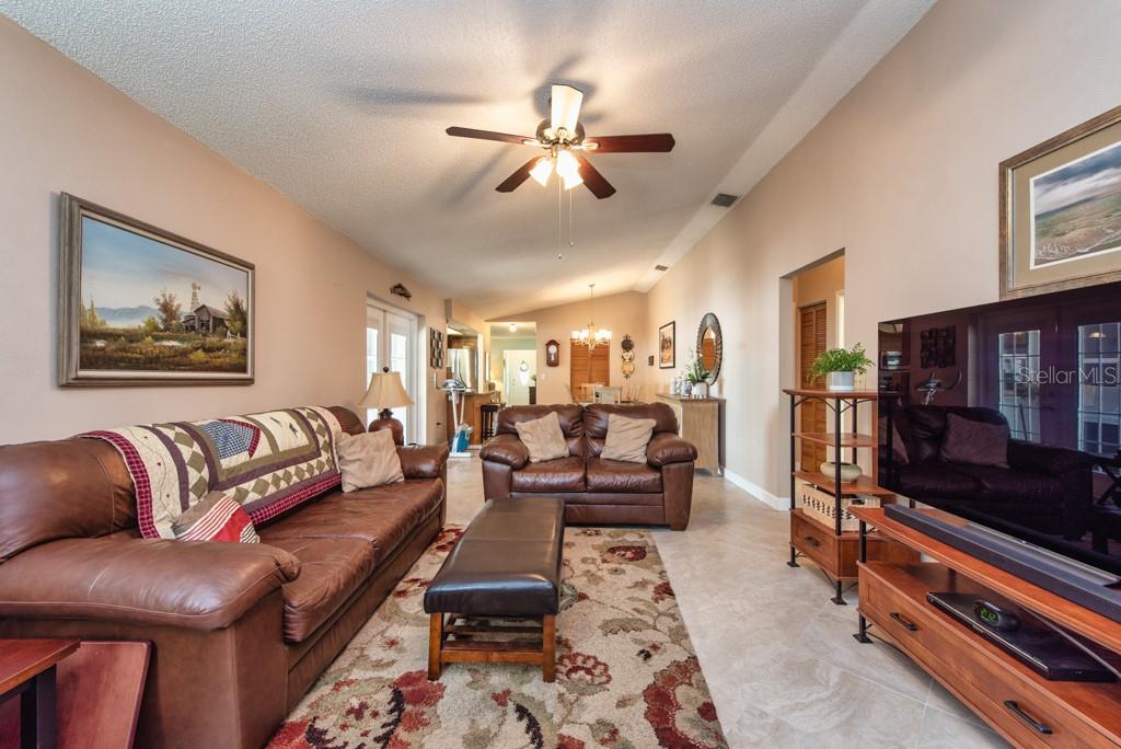 Image 16 of 43 For 2911 Lahlor Lane