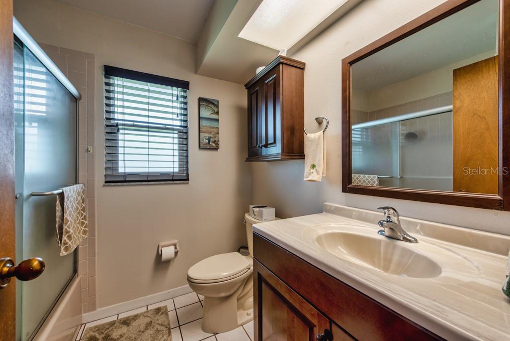 Image 25 of 43 For 2911 Lahlor Lane