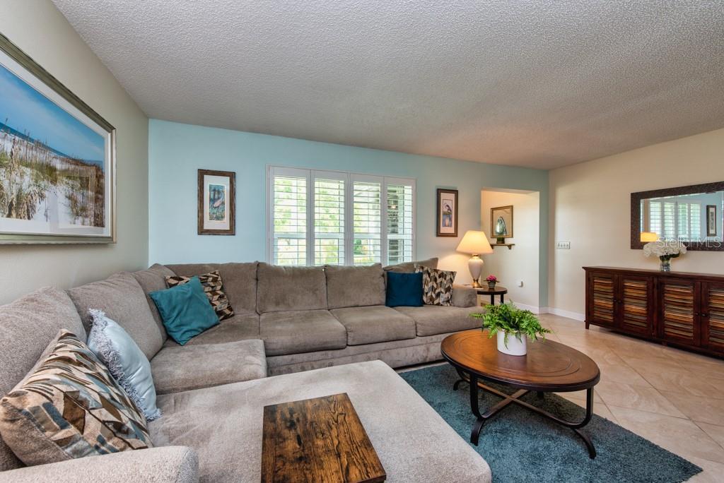 Image 6 of 43 For 2911 Lahlor Lane