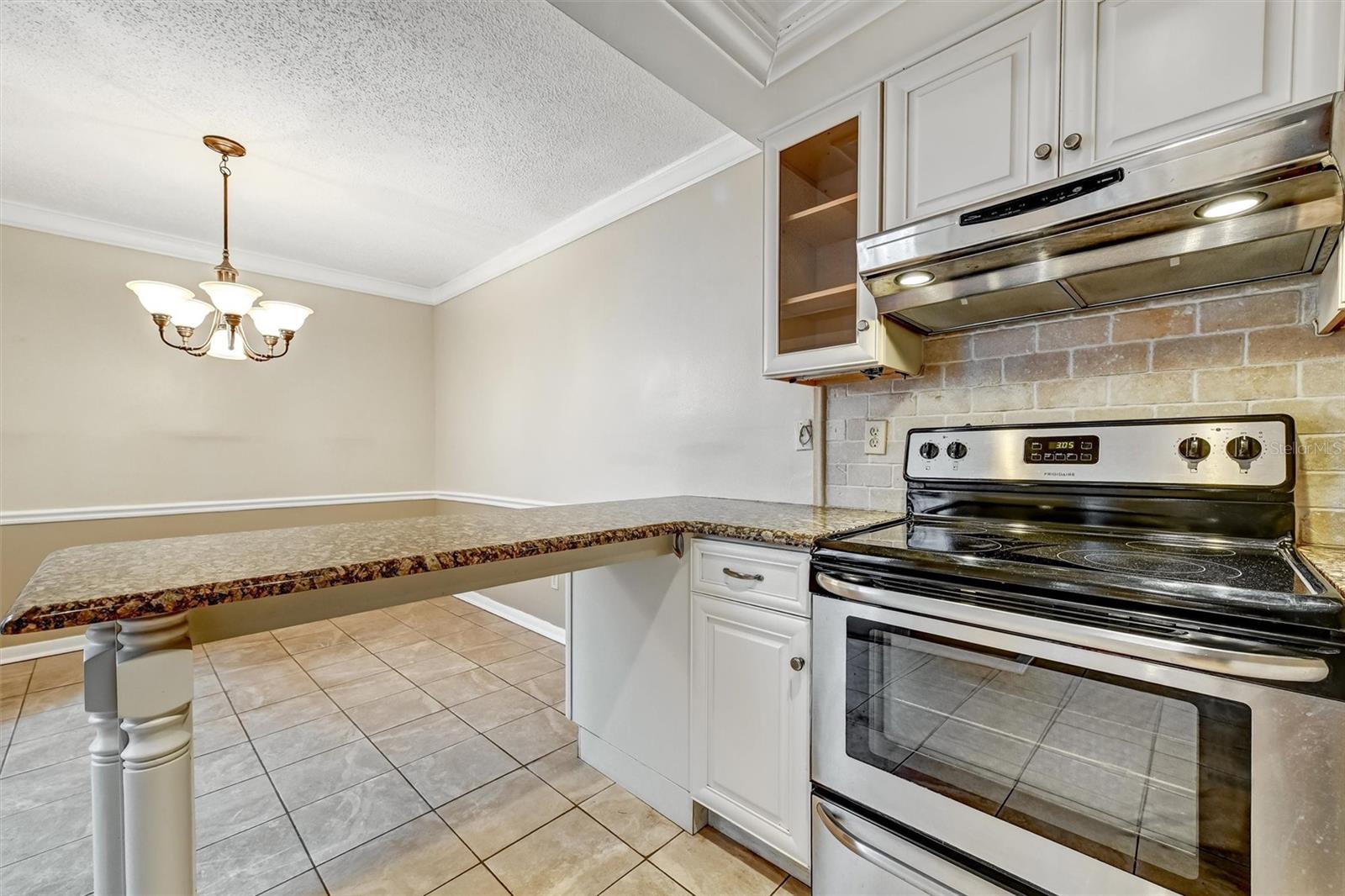 Image 10 of 32 For 2833 Orange Tree Circle N C